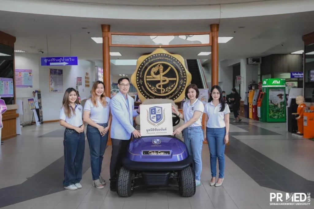สนับสนุนรถกอล์ฟเพื่อใช้ในการรับส่งผู้ป่วยและอำนวยความสะดวกต่างๆ ภายในศูนย์การแพทย์สมเด็จพระเทพฯ